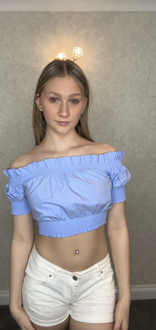 Daisy Range Blue Off the shoulder top